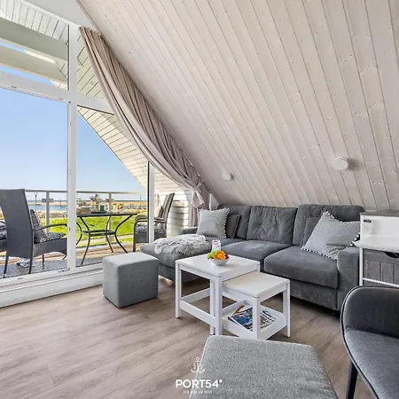 Beachhouse Marina